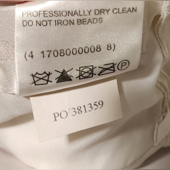 David's Bridal Flower Girl Dress, Crinkle Chiffon, Short Sleeve, Ivory, … - Picture 11 of 13